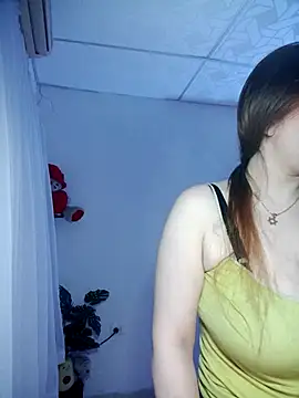 lorenitabella online show from 02/15/26, 09:52