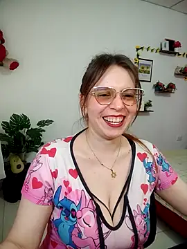 lorenitabella online show from 03/09/26, 07:51