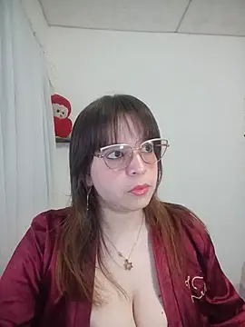 lorenitabella online show from 07/21/26, 09:55