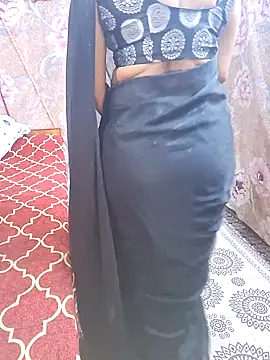 Snapshot of XBHUUME chatting on 12/02/24, 05:48 XBHUUME online show from 12/02/24, 05:48