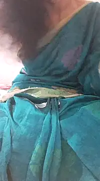 Snapshot of XBHUUME chatting on 12/20/24, 04:57 XBHUUME online show from 12/20/24, 04:57