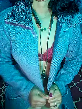 Snapshot of XBHUUME chatting on 01/08/25, 07:45 XBHUUME online show from 01/08/25, 07:45