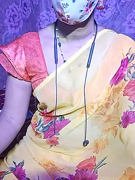 Snapshot of XBHUUME chatting on 01/31/25, 04:48 XBHUUME online show from 01/31/25, 04:48