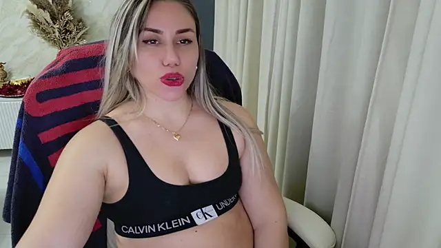 Snapshot of Annyfit4you chatting on 02/27/25, 11:26 Annyfit4you online show from 02/27/25, 11:26