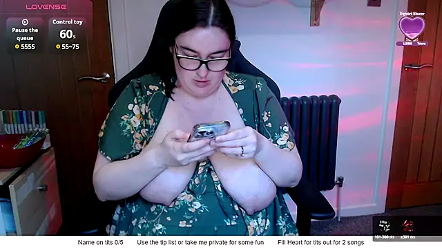 Rebecca Summer online show from 03/04/26, 06:52