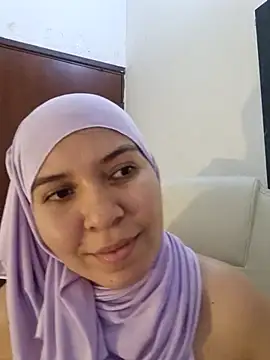 MatchedEyebrow online show from 03/08/25, 11:39