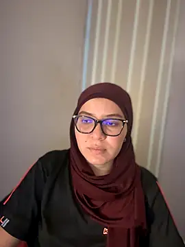 MatchedEyebrow online show from 11/19/25, 10:54