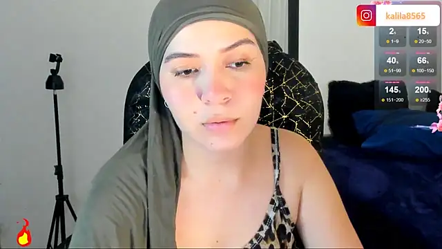 MatchedEyebrow online show from 03/19/26, 08:35