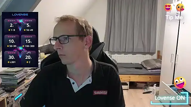 Snapshot of sexmenlion chatting on 09/20/25, 08:21 sexmenlion online show from 09/20/25, 08:21