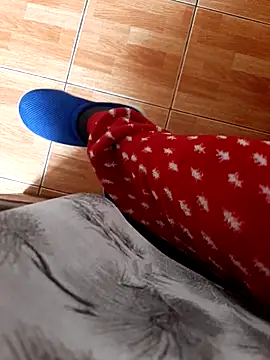 feet toes online show from 04/14/26, 05:35