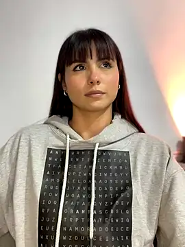 ameliayourfav1 online show from 12/04/25, 01:26