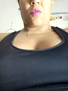 Molly newman6 online show from 02/03/25, 07:18