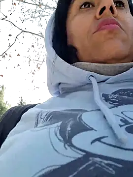 Molly newman6 online show from 02/16/25, 10:32