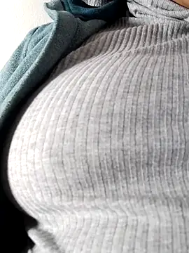 Molly newman6 online show from 03/05/25, 07:05