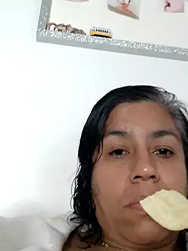 Molly newman6 online show from 10/19/25, 11:11