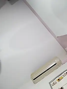 Molly newman6 online show from 12/14/25, 06:23