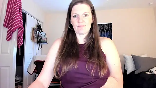 Snapshot of Kelly_Carolina chatting on 01/02/25, 06:12 Kelly Carolina online show from 01/02/25, 06:12