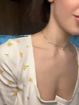 Camilla Railian online show from 01/13/25, 07:10