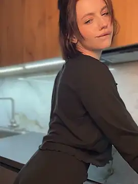 Camilla Railian online show from 01/20/25, 10:37