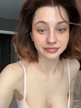 Camilla Railian online show from 10/02/25, 10:22