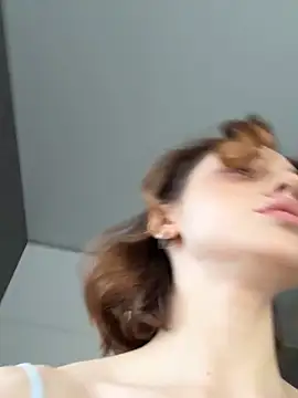 Camilla Railian online show from 10/25/25, 06:10