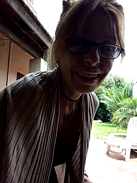 FrozenWaffle online show from 11/22/25, 04:50