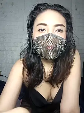  Shimmerlyn  online show from 12/23/25, 06:44