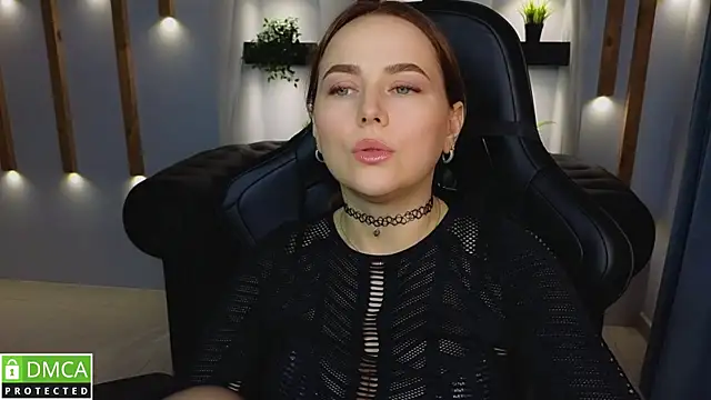 Snapshot of Mira_Mermayd chatting on 01/17/25, 11:27 Mira Mermayd online show from 01/17/25, 11:27