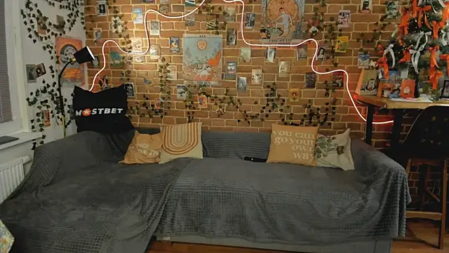 Snapshot of yamy_yamy_yamy chatting on 01/07/25, 01:35 yamy yamy yamy online show from 01/07/25, 01:35