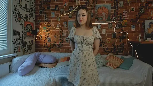 Snapshot of yamy_yamy_yamy chatting on 02/18/25, 11:44 yamy yamy yamy online show from 02/18/25, 11:44