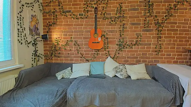 yamy yamy yamy online show from 03/01/26, 12:07