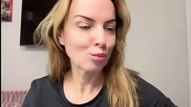 RachellAmazing online show from 02/06/25, 09:17