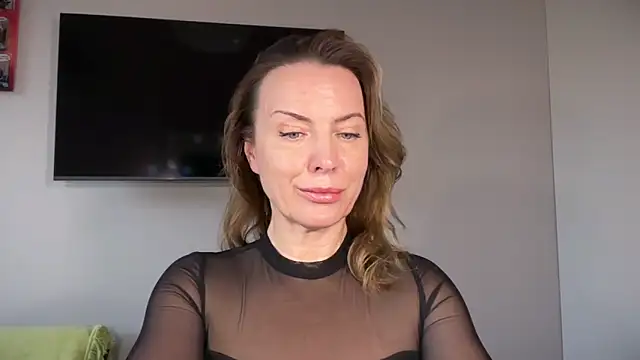 RachellAmazing online show from 11/04/25, 01:21