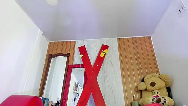 Lunastar02 online show from 04/18/26, 01:59