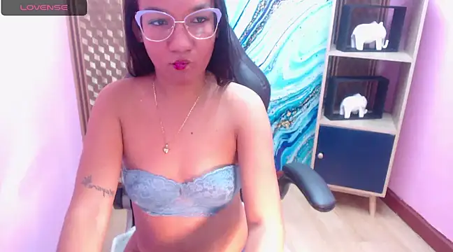 Amy Ronan online show from 03/13/25, 03:17