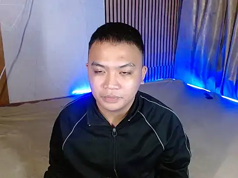 Snapshot of xsweetasian69x chatting on 12/28/24, 02:10 xsweetasian69x online show from 12/28/24, 02:10