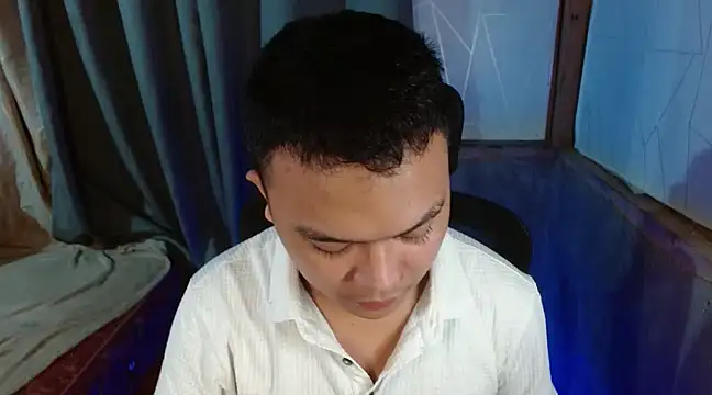 Snapshot of xsweetasian69x chatting on 01/05/25, 02:08 xsweetasian69x online show from 01/05/25, 02:08