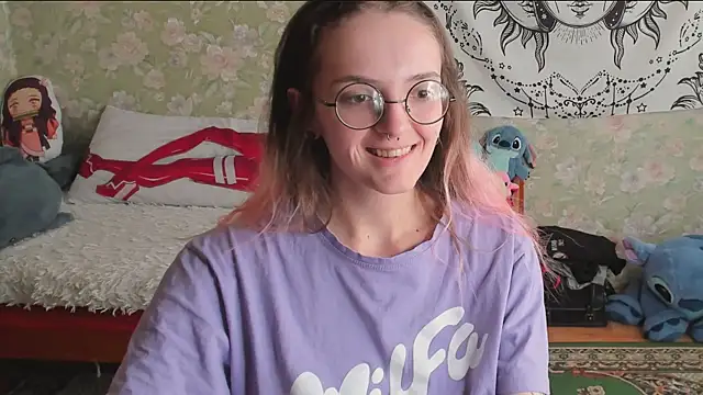 Snapshot of Cutie_Adelia chatting on 05/05/26, 11:07 Cutie Adelia online show from 05/05/26, 11:07
