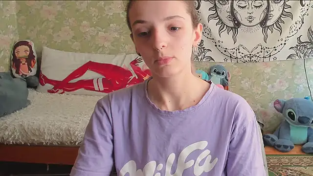 Snapshot of Cutie_Adelia chatting on 06/08/26, 11:32 Cutie Adelia online show from 06/08/26, 11:32