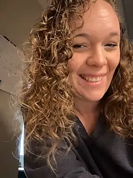 AuroraSummers online show from 02/11/26, 04:56