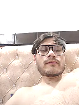 Snapshot of alex78265 chatting on 07/19/26, 04:22 alex78265 online show from 07/19/26, 04:22