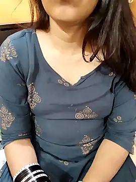 Diya 143 online show from 03/17/25, 12:04