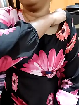 Diya 143 online show from 03/22/25, 02:47