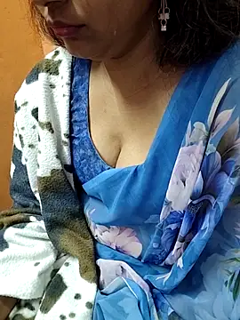 Diya 143 online show from 02/17/26, 08:44