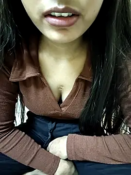 Snapshot of Nupur_69 chatting on 02/15/25, 11:58 Nupur 69 online show from 02/15/25, 11:58