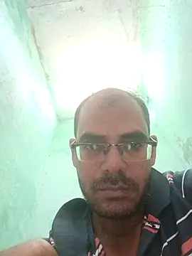 Snapshot of ajayraj0000 chatting on 09/24/25, 05:00 ajayraj0000 online show from 09/24/25, 05:00