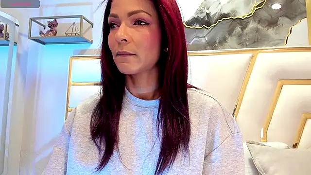 HannaPetit online show from 10/07/25, 07:11