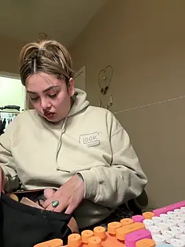 Snapshot of nativepumpkin95 chatting on 02/14/25, 04:37 nativepumpkin95 online show from 02/14/25, 04:37