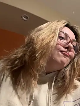 Snapshot of nativepumpkin95 chatting on 02/24/25, 09:00 nativepumpkin95 online show from 02/24/25, 09:00