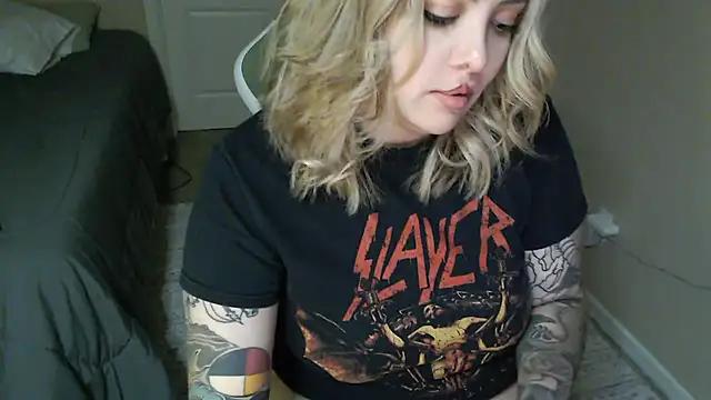 Snapshot of nativepumpkin95 chatting on 03/01/25, 04:26 nativepumpkin95 online show from 03/01/25, 04:26